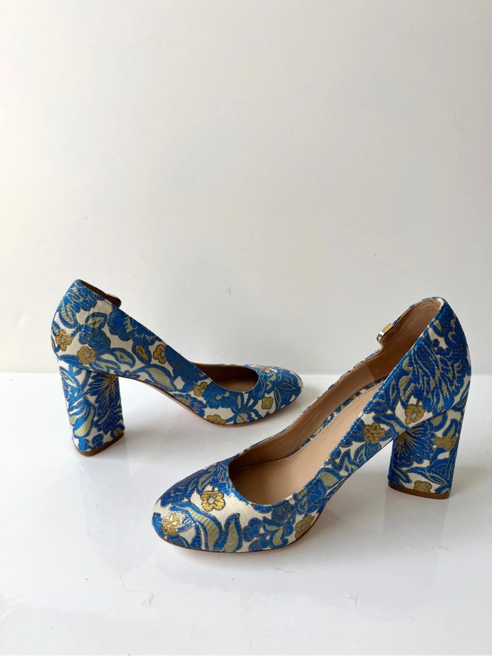 Tory Burch eye catching